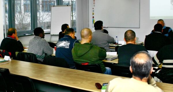 Gullivers Kompetenz Zentrum Für Berufliche Aus Und Weiterbildung Ohg Berlin gullivers-kompetenz.de
